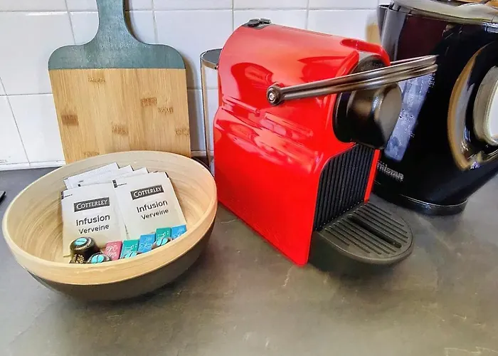 Дом отдыха Le Relais De Fleyres - Authentique Avec Jardin, Parking Et Wifi *